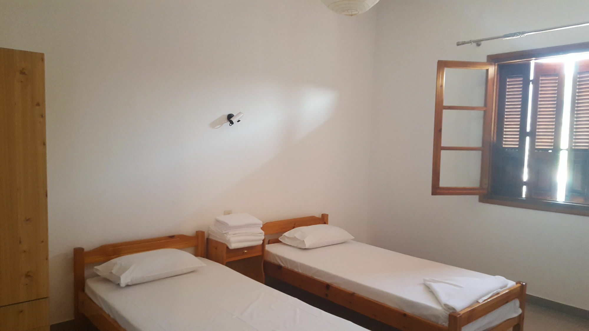 Mantos Rooms 1 Neo Klima Exterior foto